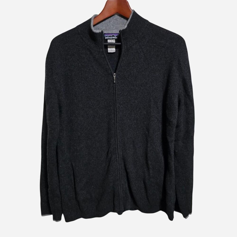 Patagonia Men's Grey zip 100% cashmere